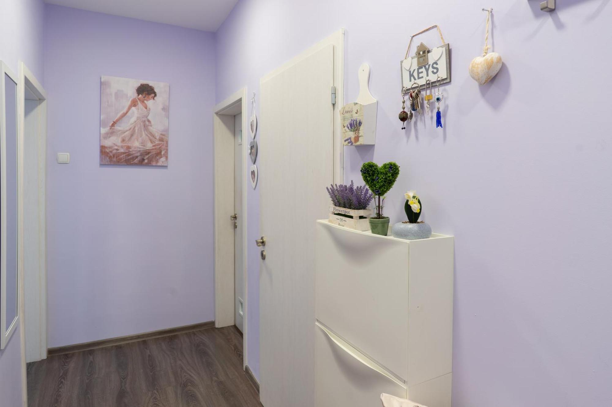 Luxury 2 Bedroom In וארנה