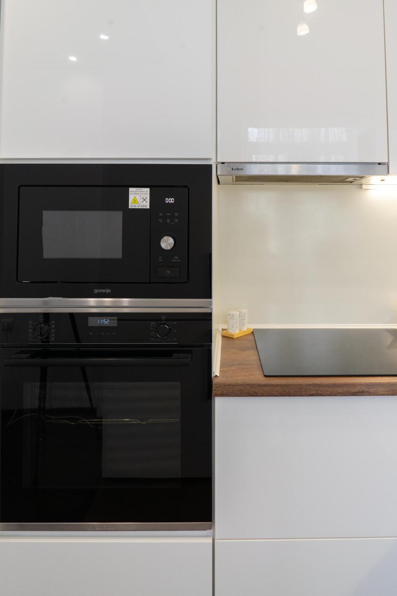 Апартамент Luxury 2 Bedroom In Варна