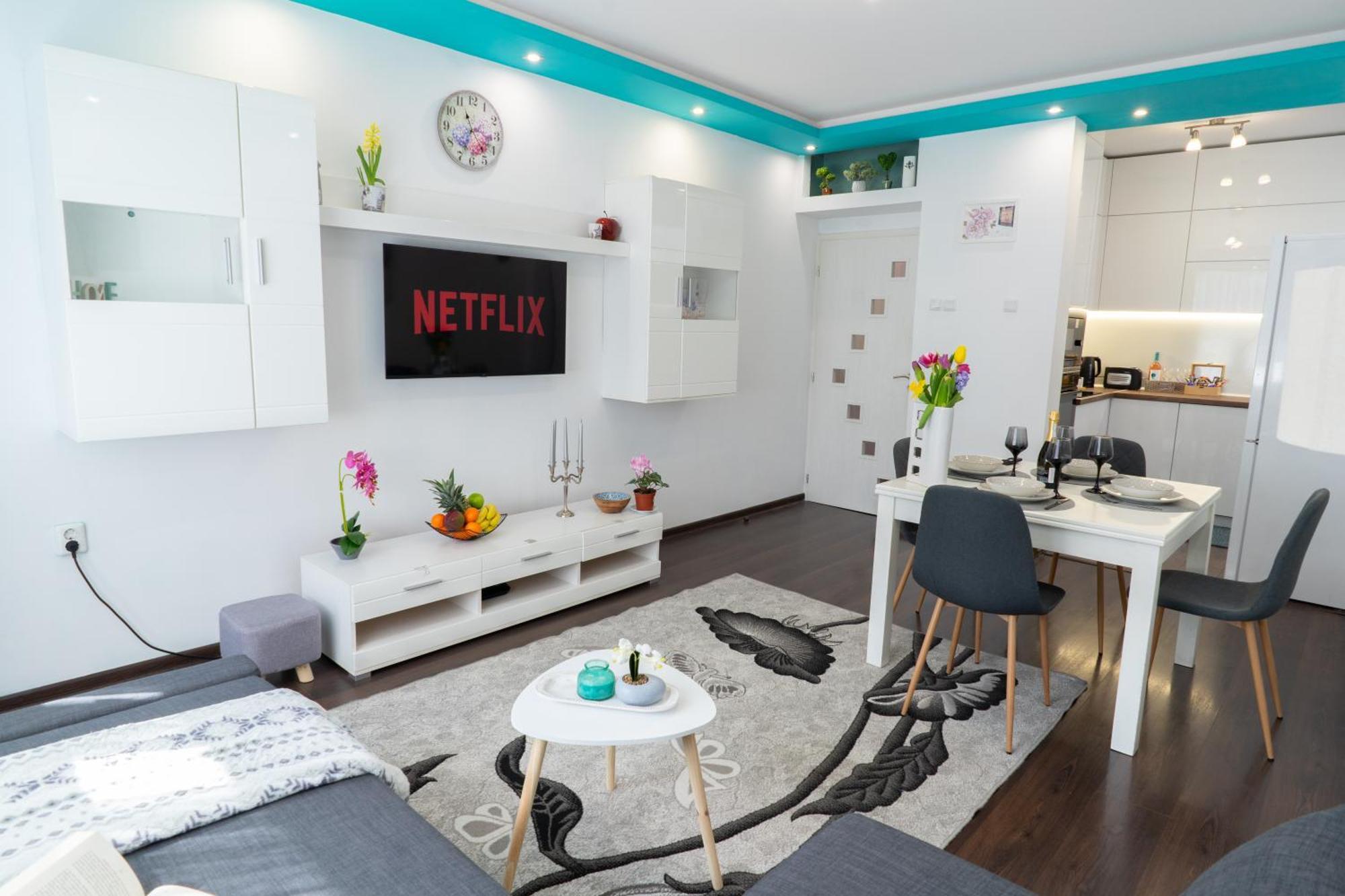 Luxury 2 Bedroom In * Varna